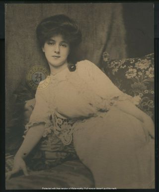Vintage Model Actress Photograph: Evelyn Nesbit C.  1900s