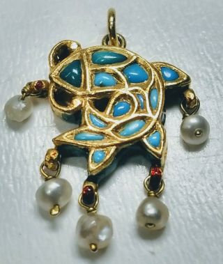 Vintage India Mughal 18k Yellow Gold Double Sided Fish Pendant With Five Pearls
