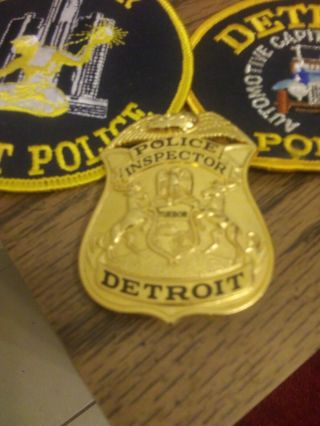 Vintage Obsolete Police Badge Set Detroit 2