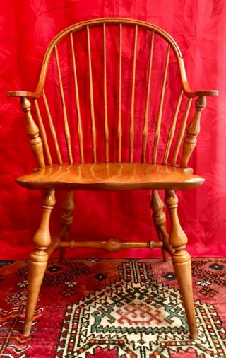 Vintage E.  R.  Buck Solid Maple Windsor Bow Back Continuous Arm Dining Chair 3
