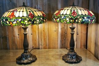 Vintage Tiffany Style Stained Glass Shade On Ornate Metal Base Lamp 23 "