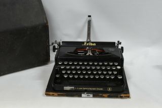 Seidel & Naumann Erika 5 Portable Typewriter German Qwerty Keyboard Vintage 1939