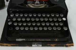 Seidel & Naumann Erika 5 Portable Typewriter German Qwerty Keyboard Vintage 1939 2