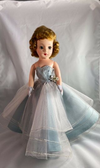 Stunning 14” Vintage Mary Hoyer Doll in Tagged Starlight Gown 2