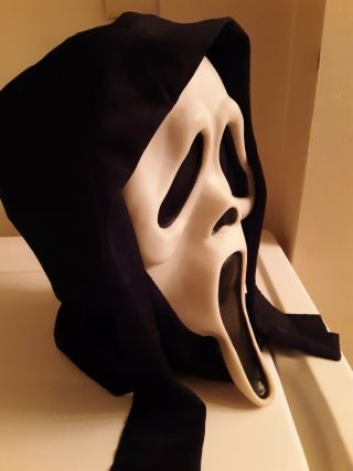 Scream Vintage Fun World Div Gen 2 Mask 3