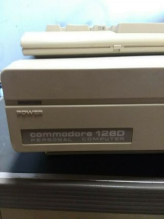 Vintage Commodore C128D Unit w/Keyboard and RGB Video Cable 2