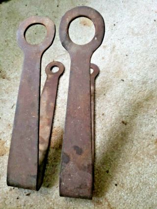 Newhouse No.  5 Or 15 Trap Springs.  And Very Strong.