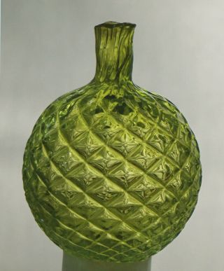 Quality Gablonz Glass Target Ball,  Lime Green,  From The 1800s (bogardus Erea)