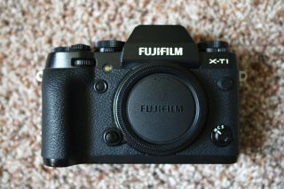 Fujifilm X - T1 16.  3MP Digital SLR Camera - Black - Kit With 2 Vintage Lenses 3
