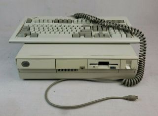 Ibm Ps/2 Type 8530 Personal Computer & 1391401 Keyboard Powered Vintage Eb - 3174