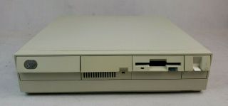IBM PS/2 Type 8530 Personal Computer & 1391401 Keyboard POWERED Vintage EB - 3174 3