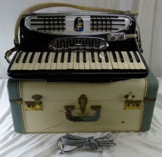 Vintage Accordion By Major Made In Italy With Terlinde Accordion Microphone