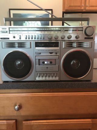 Vtg General Electric Ge 3 - 5259a The Blockbuster 1980s Boombox Ghetto Blaster