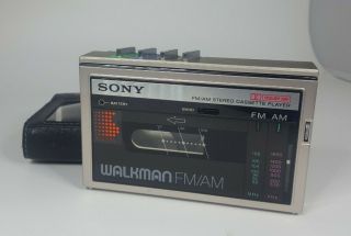 Vintage Sony Wm - F10 Ii Walkman Cassette Player Fm/am Fully Functional W Case