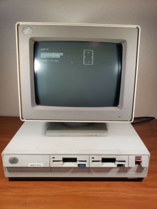 Vintage Ibm Ps/2 Model 30 286 Type 8530 Computer Powers On W/ Monitor