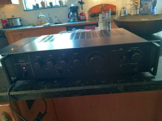 Vintage Sansui AU - 317 Integrated Stereo Amplifier with rack handles Pro Serviced 2