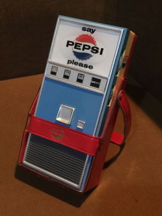 Rare Vintage Pepsi Cola Vending Machine Transistor Radio With Red Leather Case