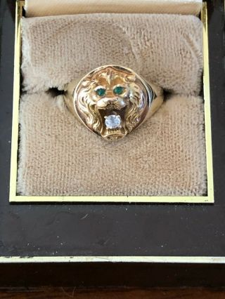 Vintage 14k Yellow Gold Lion Head Ring With Emerald Eyes And Diamond In Mouth