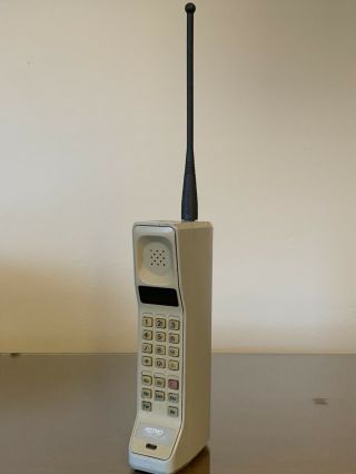 Vintage 1980s Motorola Dynatac 8000s Brick Cell Phone