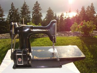 Vintage 1950 Singer Featherweight 221 Sewing Machine With Case,  Accessories