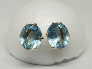 Vintage 14k Yellow Gold Large Blue Topaz Oval Gemstone Post Earrings