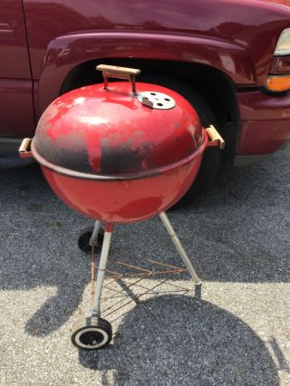 Vintage 22 Inch Weber Kettle Patio Grill Red Pat.  3538906