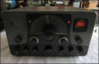 Vintage Johnson Viking Ranger Ham Radio Transmitter With Plugs