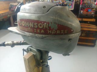 Vintage Johnson Seahorse Outboard Motor Model HD - 25 2 1/2 HP 1946 - 1950 2
