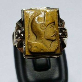 Vintage Mens Yellow Gold Tiger Eye Roman Soldier Cameo Ring.  Size 9
