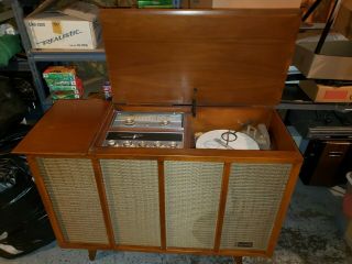 Vintage Zenith Console Stereo Phonic Hi - Fi Sound Reverbation Console System 60 