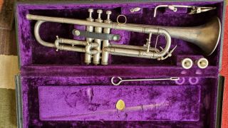Vintage 1928 Martin Handcraft Dansant Trumpet With Case And Mouthpieces