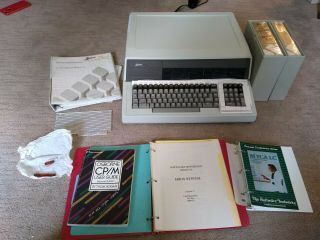 Vintage Zenith Z - 100 Computer & Manuals/disk.  Turns On.  No Further Testing Done.