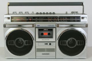 Sanyo M9935k Vintage Stereo Cassette Boombox Japan 80 