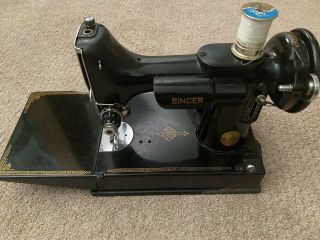 1947 Vintage Singer Featherweight Sewing Machine 221 &,  W/case
