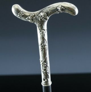 Fine C1900 Art Nouveau Sterling Silver Grape Repousse Walking Stick Pointer Cane
