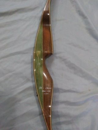 Vintage Traditional Archery Bear - Grizzly Recurve Bow Right Hand.