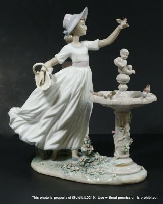 Vintage Lladro Porcelain Figurine 6106 Spring Joy 10.  5 "