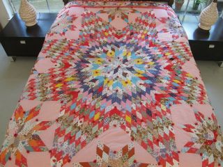 Outstanding Vintage Feed Sack Novelty Prints Hand Pieced Lone Star Tied Quilt