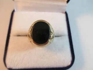 LOVELY VINTAGE,  LONDON 1978,  9ct GOLD RUSSIAN EAGLE ONYX RING UK SIZE M1/2 5.  4g 2