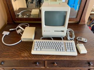 Vintage Apple Macintosh Mac Plus Model M0001a Computer W/