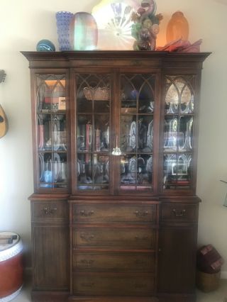Vintage Tradictional China Cabinet With Bowed Glass