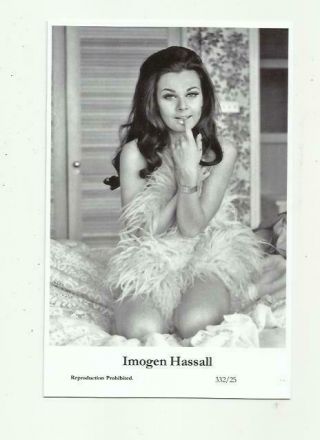 (n693) Imogen Hassall Swiftsure (333/25) Photo Postcard Film Star Pin Up