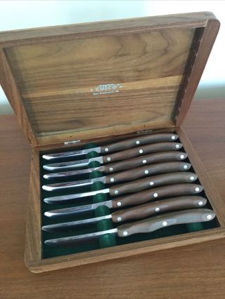 Vintage Cutco 1059 Set Of 8 Near Wooden Handle Steak Knives In Wood Case.