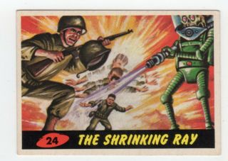 1962 Topps Mars Attacks Card 24 The Shrinking Ray