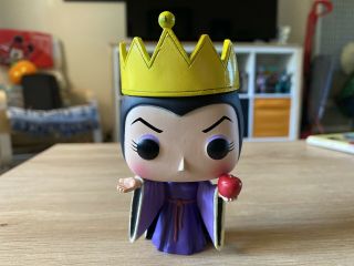 Evil Queen Funko Pop 42 Disney Store Box Rare Snow White Vaulted No Box