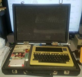 Vintage 1983 Tandy Radio Shack Trs - 80 Model 100 Portable Computer Case 24kb