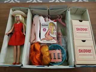 Vintage Mattel Skipper Doll With Carrying Case And Hard To Find Accessories