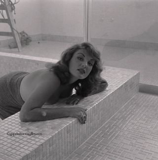 Bunny Yeager 60s Pin - Up Camera Negative Allison Hayes Attack Of The 50ft.  Woman