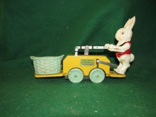 Vintage Lionel Windup - " Peter Rabbit Chick - Mobile " - Floor Version - 1930 