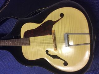 Vintage Classic Archtop acoustical 6 String Guitar 3